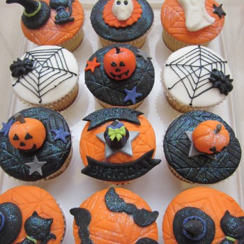 Halloween Themed Cupcakes Halloween Themed Cupcakes