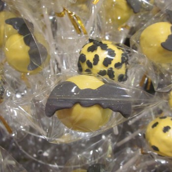 Batman Cake Pops