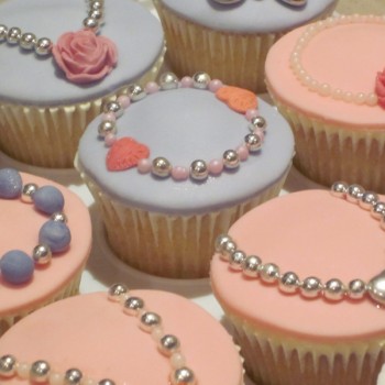 Jewellery & Accessory Themed Cupcakes